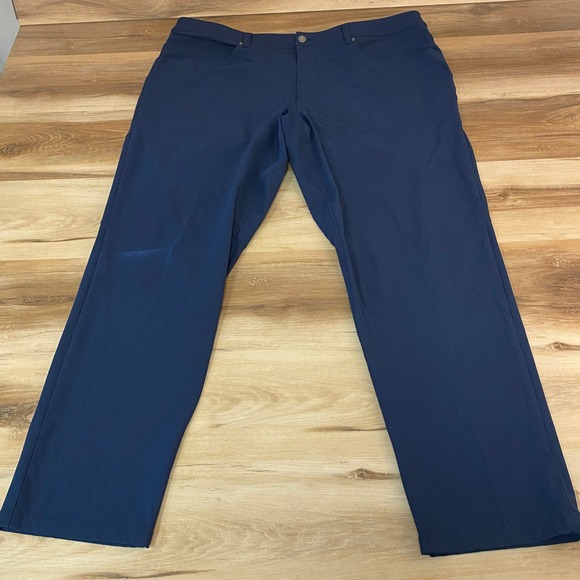 Lululemon Commission Slim Fit Pant Men's Size 40 Navy Blue Golf Commuter - Picture 1 of 7